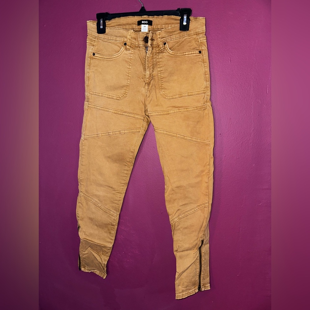 BDG cream and cream vintage 90s biker jeans with zipper detailing